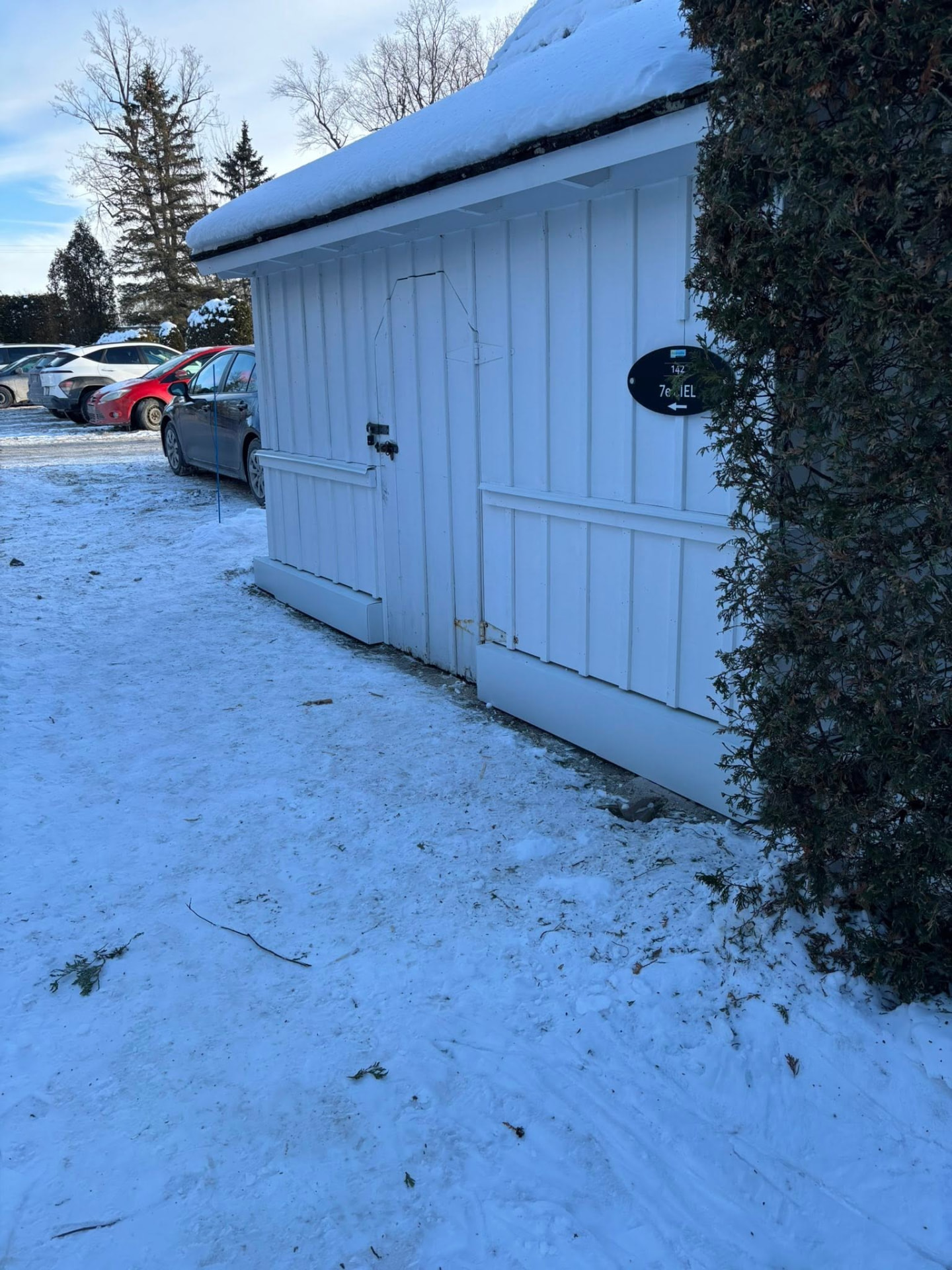 Garage rénové vu d'ensemble